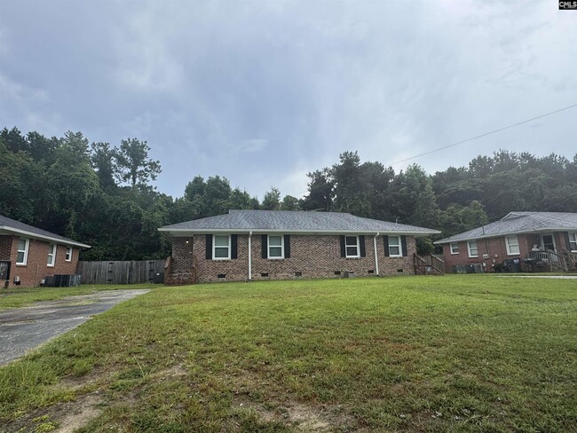3116 Plantation Dr in Florence, SC - Foto de edificio - Building Photo