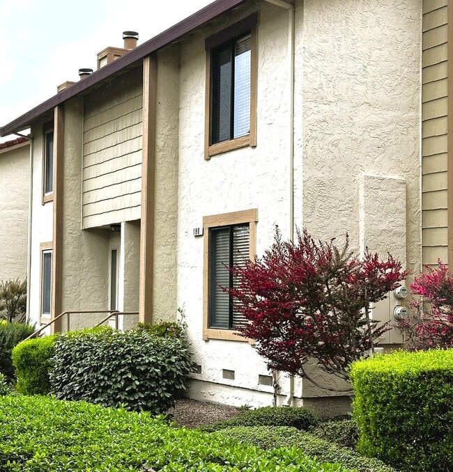 property at 180 Park Place Dr