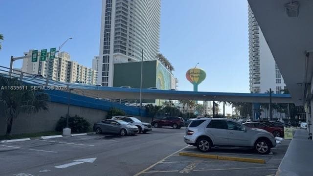 1801 S Ocean Dr in Hallandale Beach, FL - Foto de edificio - Building Photo