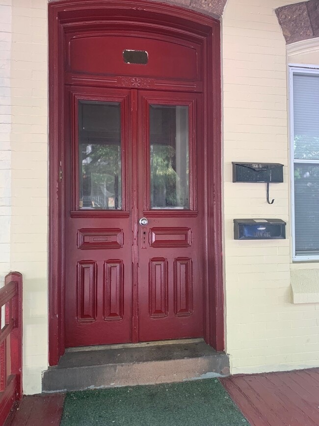 property at 1620 Perkiomen Ave