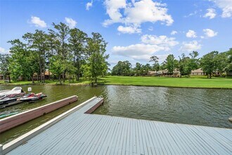 12986 Wood Harbour Dr in Montgomery, TX - Building Photo - Building Photo