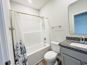 6230 Forest Pines Dr in Bellview, FL - Building Photo - Building Photo