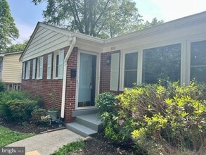 9012 Vernon View Dr in Alexandria, VA - Building Photo - Building Photo