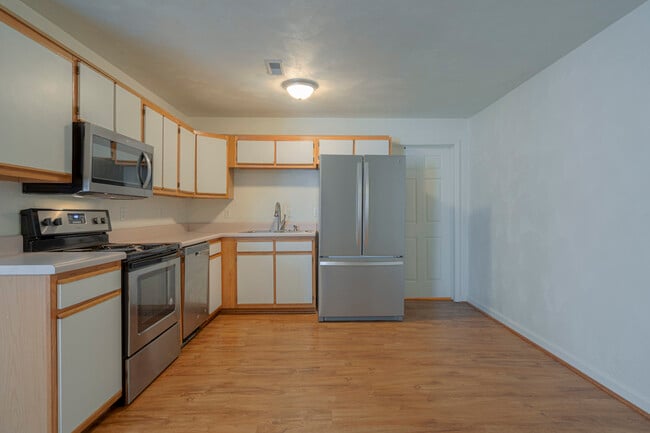 913 Giles Rd in Blacksburg, VA - Building Photo - Building Photo