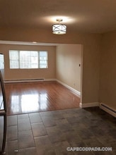 25 Thomas Ave, Unit 5 in Bourne, MA - Building Photo - Building Photo