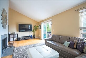 31 Pheasant Run, Unit 31 in Cromwell, CT - Foto de edificio - Building Photo