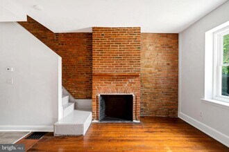937 N American St in Philadelphia, PA - Building Photo - Building Photo