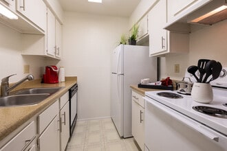 Pines of Woodforest in Houston, TX - Building Photo - Interior Photo