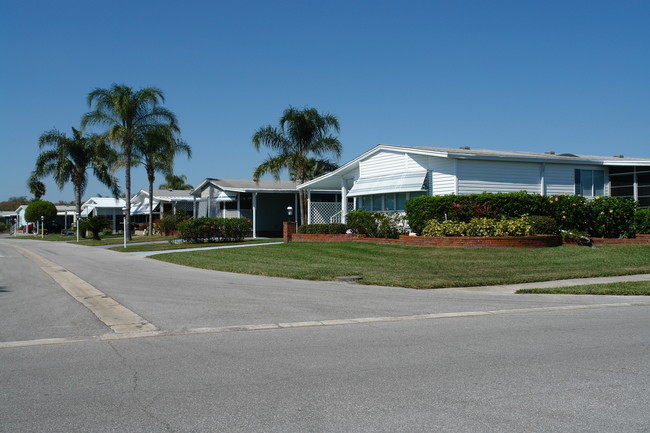 The Gardens of Parrish in Parrish, FL - Building Photo - Building Photo