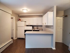 3410 N Lake Shore Dr, Unit 5G in Chicago, IL - Building Photo - Building Photo
