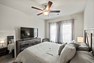 3306 Old Ironwood Dr in Spring, TX - Building Photo - Building Photo
