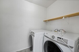 3007 Steck Ave in Austin, TX - Building Photo - Building Photo