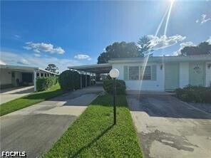 34 Desert Candle Cir in Lehigh Acres, FL - Building Photo