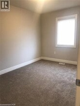 43 Nieson St in Cambridge, ON - Building Photo - Building Photo