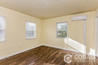 1982 Rockledge Rd NE in Atlanta, GA - Building Photo - Building Photo