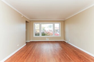 9543 S Sacramento Ave in Evergreen Park, IL - Building Photo - Building Photo