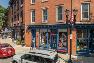 478-482 Main St in Beacon, NY - Building Photo - Building Photo