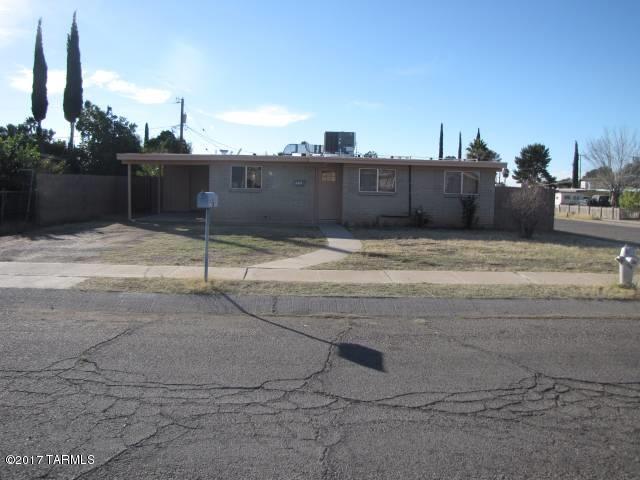 3050 E Broadway Blvd in Tucson, AZ - Building Photo