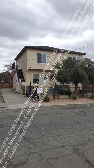1019 N Pershing Ave in San Bernardino, CA - Building Photo