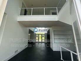 8731 Alverno Ave W in Inver Grove Heights, MN - Building Photo