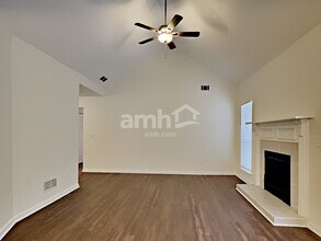 755 Allen's Landing Dr SE in Lawrenceville, GA - Building Photo - Building Photo