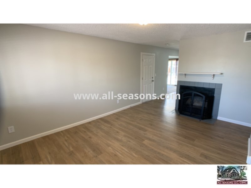 966 Candlestar Loop S in Fountain, CO - Building Photo