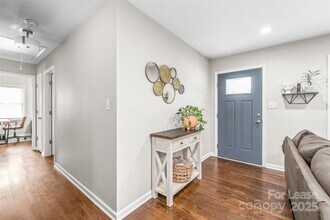 3932 Slagle Dr in Charlotte, NC - Building Photo - Building Photo