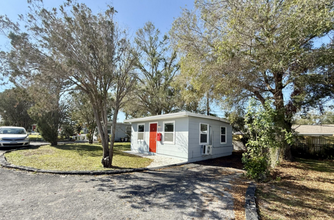 4091 58th Ave N in St. Petersburg, FL - Building Photo - Building Photo