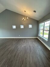 2960 Shanes Way in Bettendorf, IA - Building Photo - Building Photo