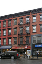 240 8th Ave in New York, NY - Building Photo - Building Photo