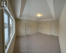 59 Mountainside Cres in Whitby, ON - Building Photo - Building Photo