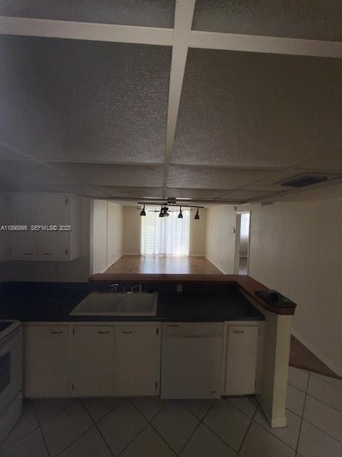 406 NW 68th Ave in Fort Lauderdale, FL - Foto de edificio - Building Photo