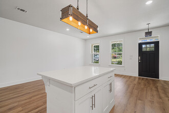 1200 N F St in Pensacola, FL - Building Photo - Building Photo
