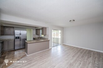 513 Pine Ln in Brandon, FL - Building Photo - Building Photo