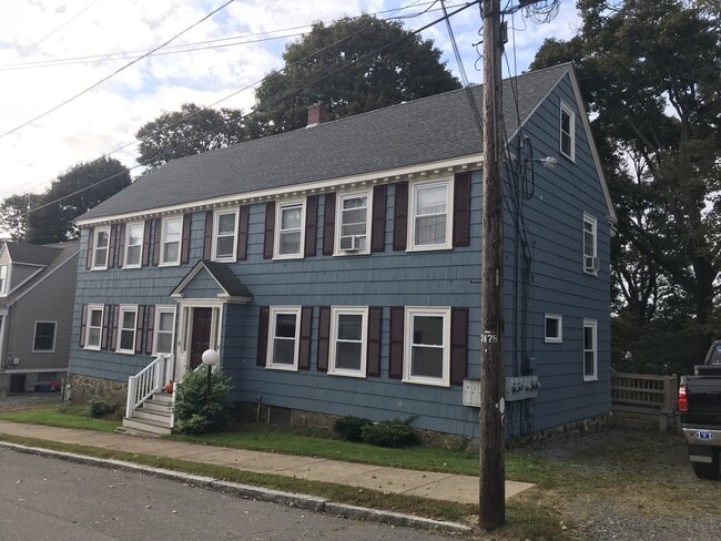 12 Madison Ave, Unit 1 in Beverly, MA - Building Photo - Building Photo