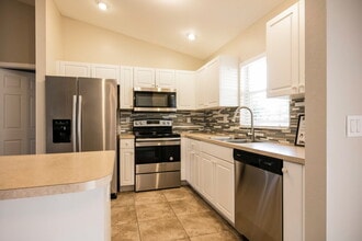 1729 SW 23rd St in Cape Coral, FL - Building Photo - Building Photo