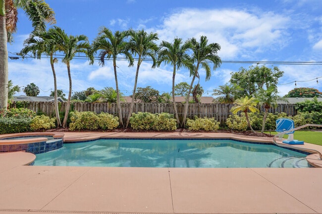 property at 10186 Daphne Ave