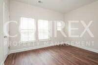 114 Pinewind Wy photo'