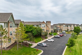 Crossroads Commons in Lakeville, MN - Building Photo - Primary Photo