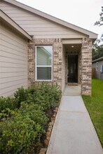 27638 Mesabe Dr, Unit 410 in Magnolia, TX - Building Photo - Building Photo