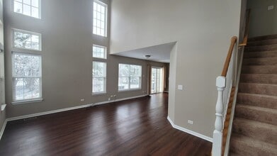 10530 Wakefield Ln in Huntley, IL - Building Photo - Building Photo
