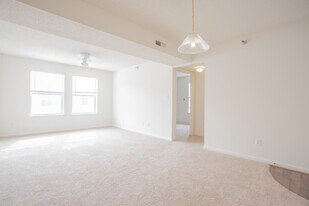 Lexington Commons Senior Living