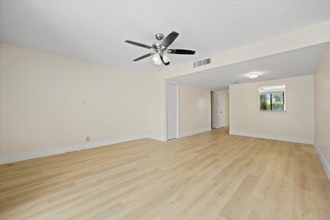 3666 Pinehurst Dr in Greenacres, FL - Building Photo - Building Photo