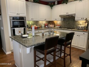 3804 Bridgeview Ln in Thousand Oaks, CA - Building Photo - Building Photo