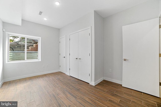 2110 N 7th St-Unit -2 in Philadelphia, PA - Building Photo - Building Photo