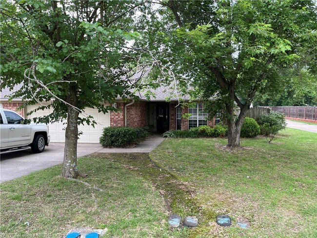 9034 S 28th St in Fort Smith, AR - Building Photo - Building Photo
