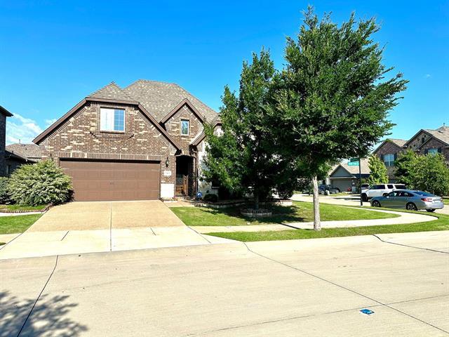 property at 2409 Grant Pk Wy