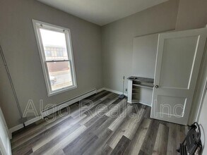 133 Winifred St W in St. Paul, MN - Foto de edificio - Building Photo