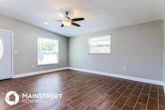 1204 N Maryland Ave in Plant City, FL - Foto de edificio - Building Photo