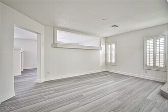 7425 Treasure Chest St in Las Vegas, NV - Building Photo - Building Photo